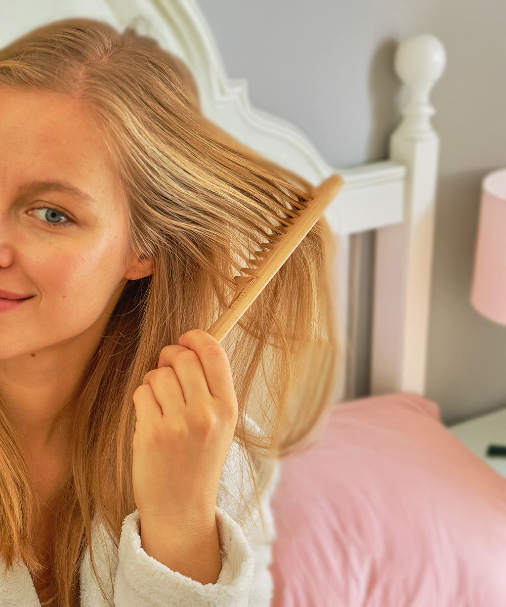 Natural by Hillbrush 100% Biodegradable Wide Tooth Comb With Handle